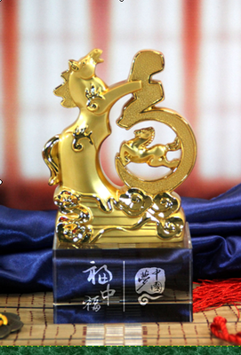 【高端2014鋅合金水晶馬年福中福工藝辦公禮品擺件,款式多,可定】價(jià)格,廠家,圖片,工藝禮品,福州市鼓樓區(qū)芮木哲貿(mào)易-
